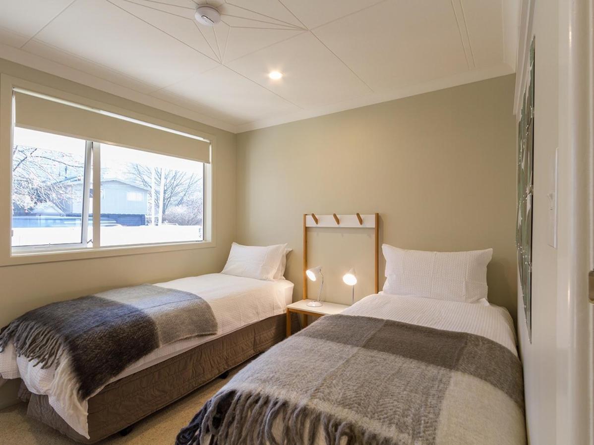 Alchemy Cottage - Arrowtown Holiday Home Exterior photo
